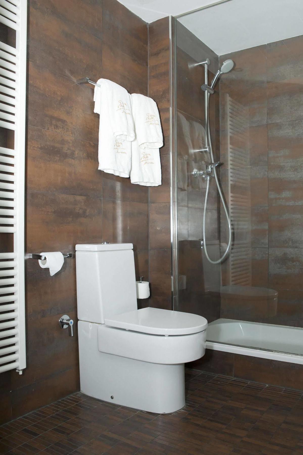 Apartamentos Sabinas El Pilar Zaragoza Luaran gambar