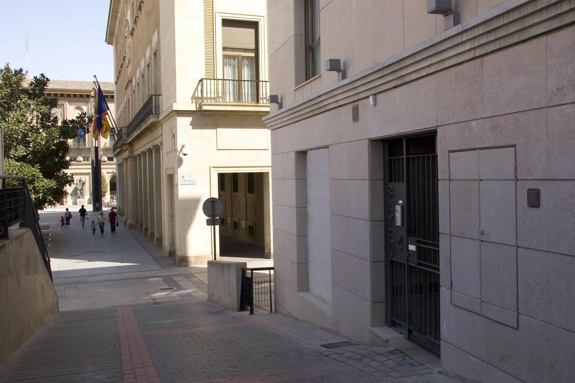Apartamentos Sabinas El Pilar Zaragoza Luaran gambar