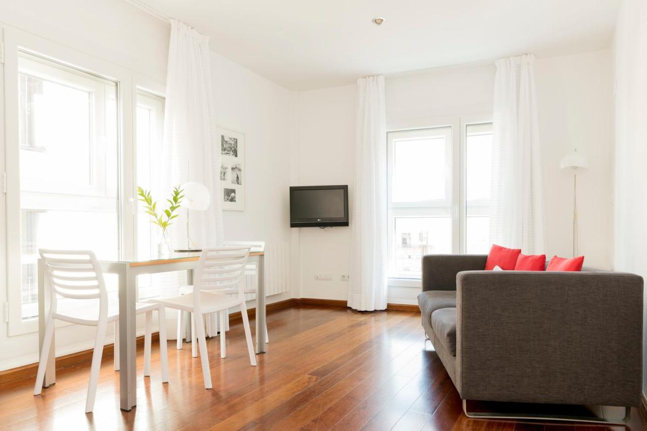 Apartamentos Sabinas El Pilar Zaragoza Luaran gambar
